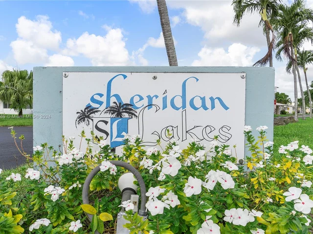 2447 Garland Cir # 196, Hollywood FL 33021