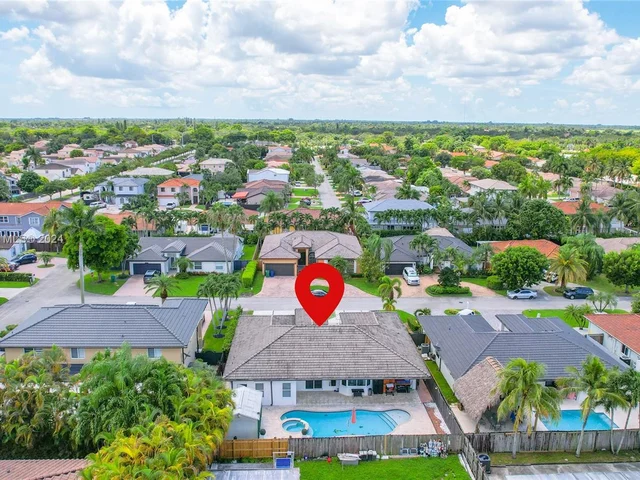 15235 SW 140th St, Miami FL 33196