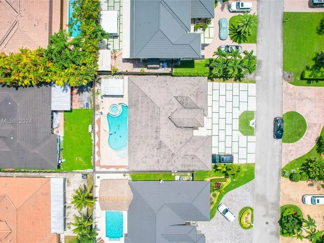 15235 SW 140th St, Miami FL 33196