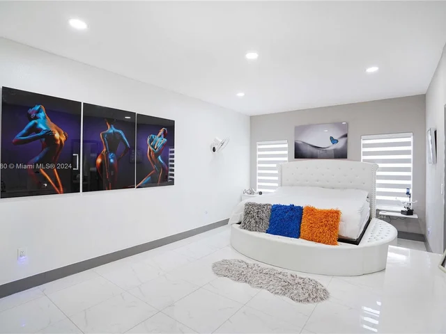 15235 SW 140th St, Miami FL 33196