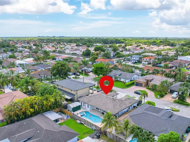 15235 SW 140th St, Miami FL 33196