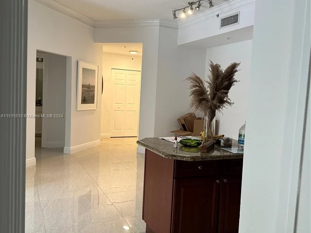 3001 NE 185th St # 225, Aventura FL 33180