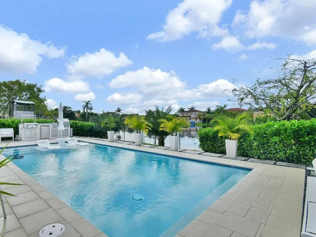 13236 SW 52nd St, Miramar FL 33027