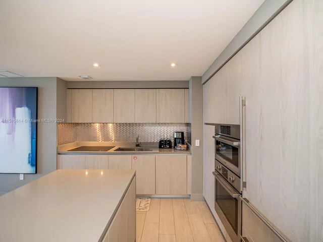 4010 S Ocean Dr # T4005, Hollywood FL 33019