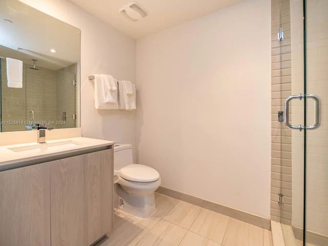 4010 S Ocean Dr # T4005, Hollywood FL 33019