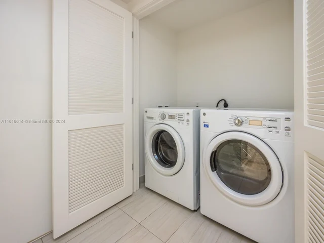 4010 S Ocean Dr # T4005, Hollywood FL 33019