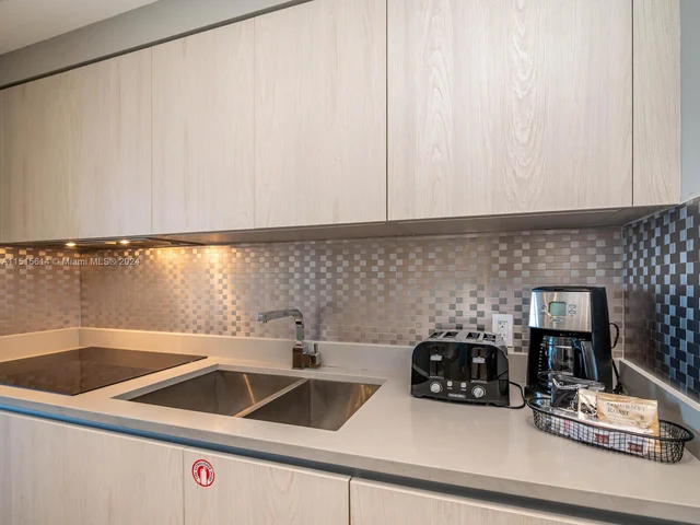 4010 S Ocean Dr # T4005, Hollywood FL 33019