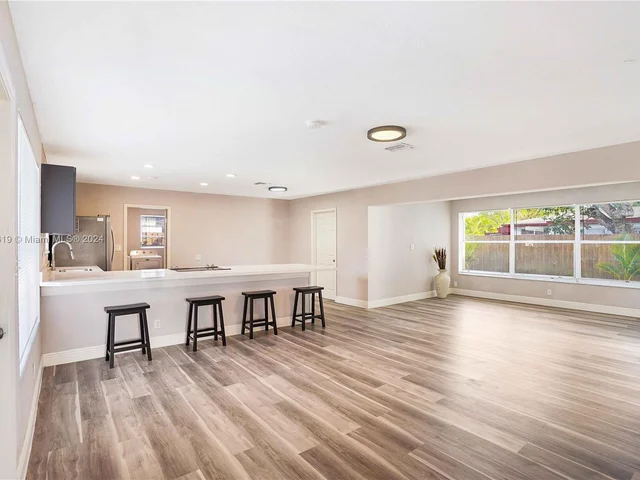 812 Pennsylvania Ave # 1, Fort Lauderdale FL 33312