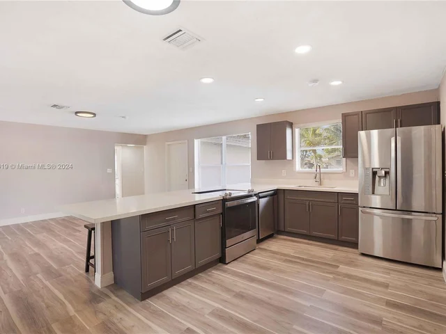 812 Pennsylvania Ave # 1, Fort Lauderdale FL 33312