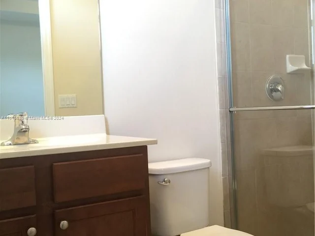 484 SE 32 Ave, Homestead FL 33033