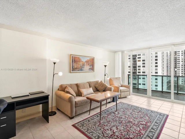 2501 S Ocean Dr # 1102, Hollywood FL 33019
