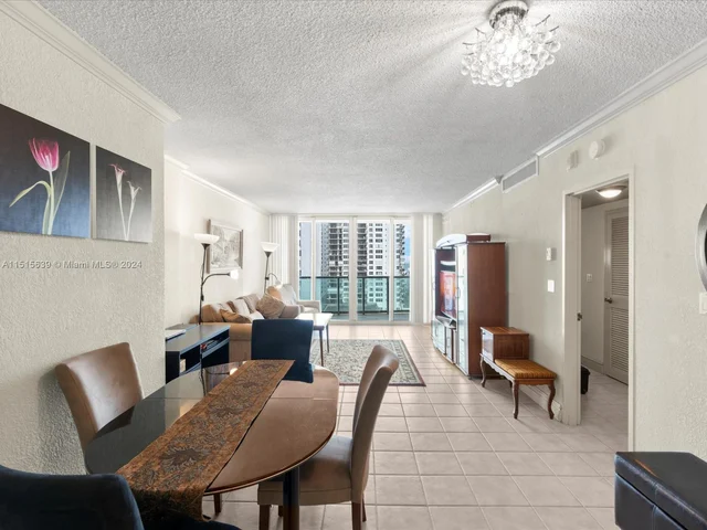 2501 S Ocean Dr # 1102, Hollywood FL 33019