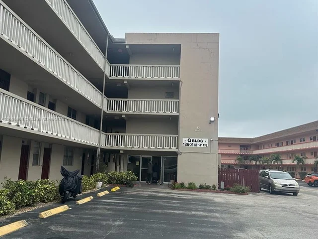 18601 NE 14th Ave # 407, Miami FL 33179