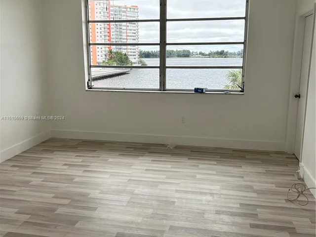 18601 NE 14th Ave # 407, Miami FL 33179