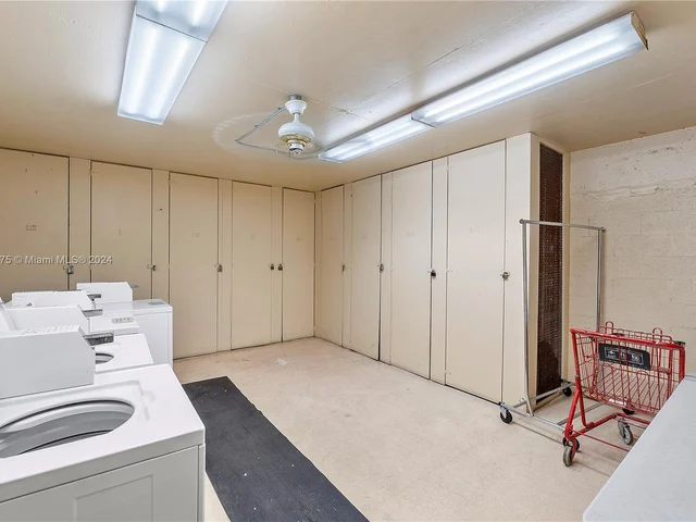 1777 SE 15th St # 122, Fort Lauderdale FL 33316