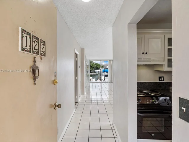 1777 SE 15th St # 122, Fort Lauderdale FL 33316