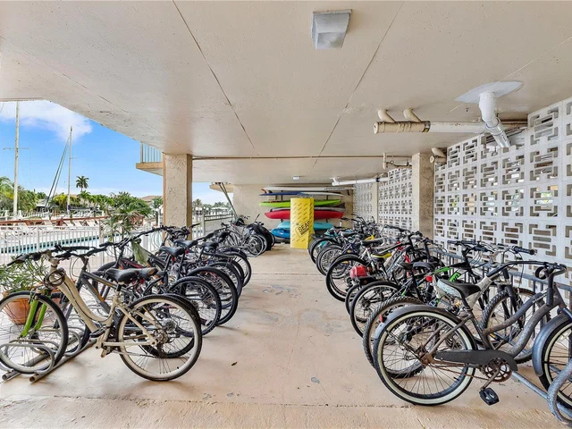 1777 SE 15th St # 122, Fort Lauderdale FL 33316