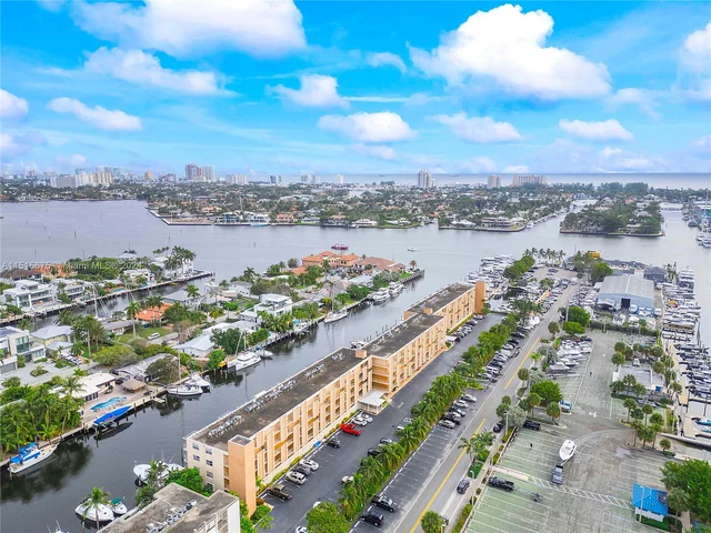 1777 SE 15th St # 122, Fort Lauderdale FL 33316