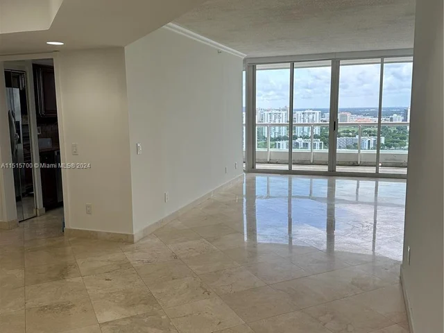 21205 Yacht Club Dr # 3204, Aventura FL 33180