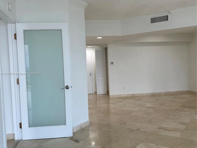 21205 Yacht Club Dr # 3204, Aventura FL 33180
