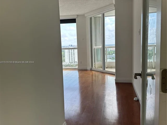 21205 Yacht Club Dr # 3204, Aventura FL 33180