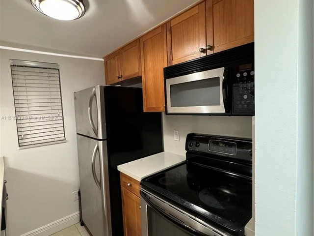 50 Antilla Ave # 2, Coral Gables FL 33134