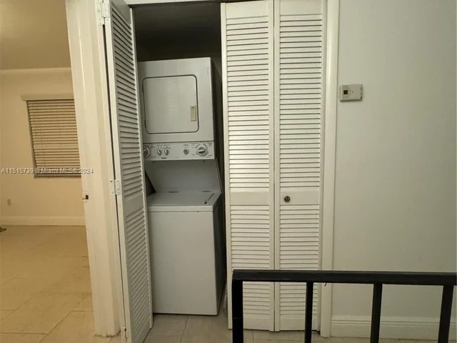 50 Antilla Ave # 2, Coral Gables FL 33134