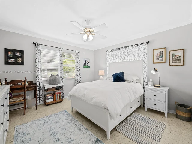 1238 Lincoln St, Hollywood FL 33019