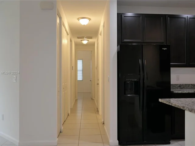 365 NW 33rd Ln, Pompano Beach FL 33069