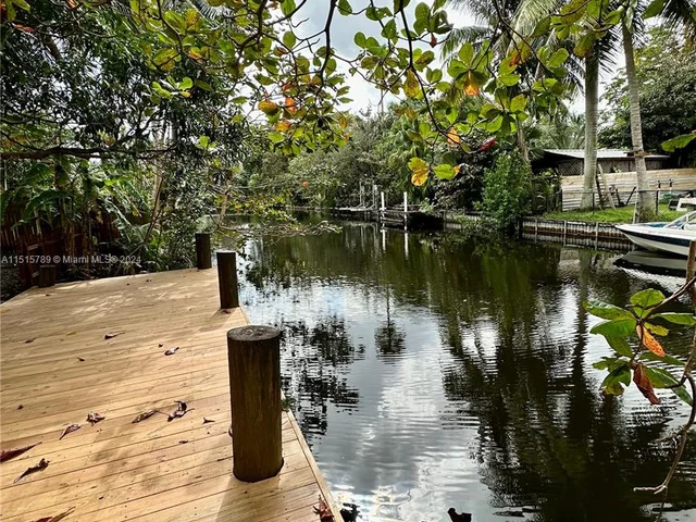 1997 SW 28th Ave, Fort Lauderdale FL 33312