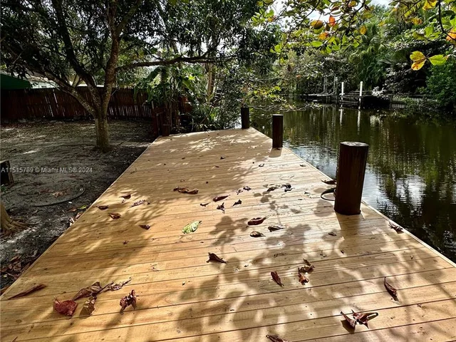 1997 SW 28th Ave, Fort Lauderdale FL 33312