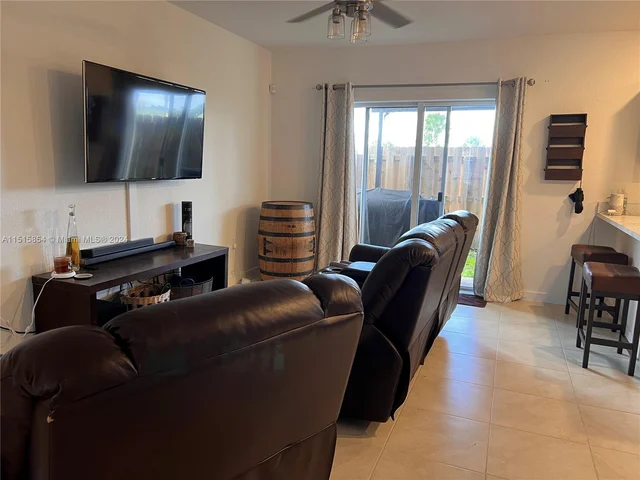 314 NE 5th Pl, Florida City FL 33034