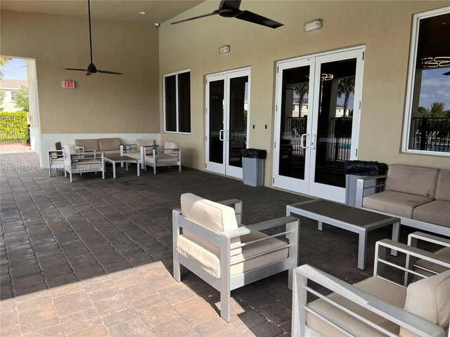 314 NE 5th Pl, Florida City FL 33034