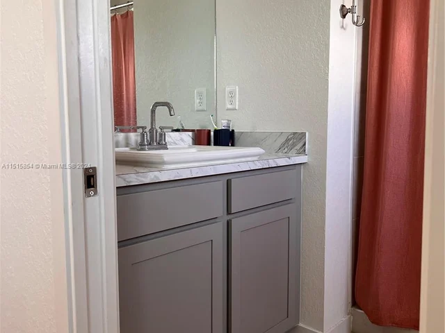 314 NE 5th Pl, Florida City FL 33034