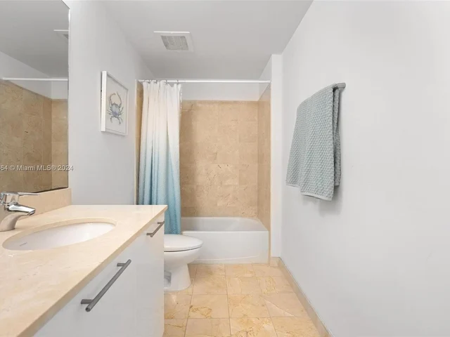 3330 NE 190th St # 1212, Aventura FL 33180