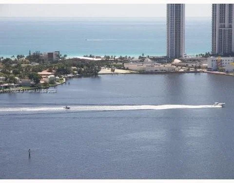 3330 NE 190th St # 1212, Aventura FL 33180