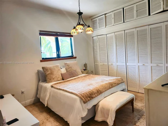 6701 SW 55th St, Miami FL 33155