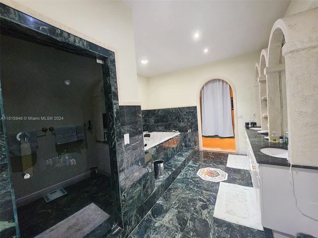 6701 SW 55th St, Miami FL 33155