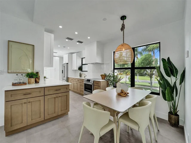 1466 NE 55th St, Fort Lauderdale FL 33334