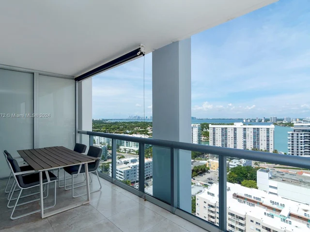 6799 Collins Ave, Miami Beach FL 33141