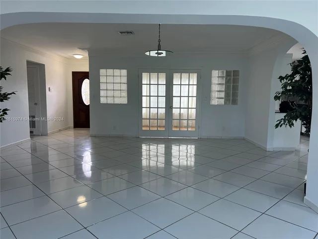 745 S Shore Dr, Miami Beach FL 33141