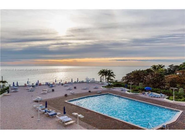 3180 S Ocean Dr # 721, Hallandale Beach FL 33009