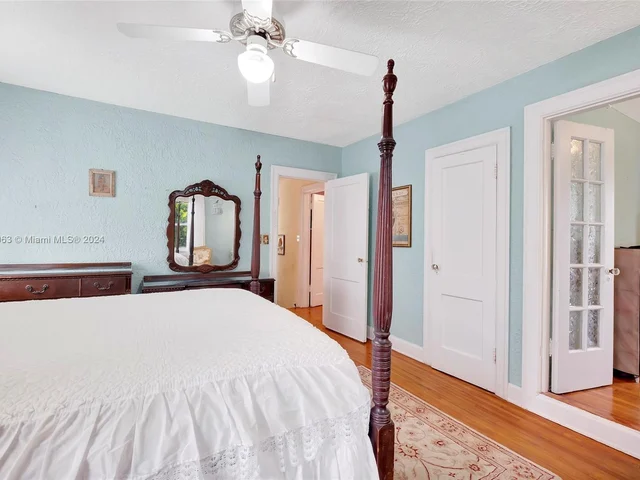 1438 Jefferson Ave, Miami Beach FL 33139