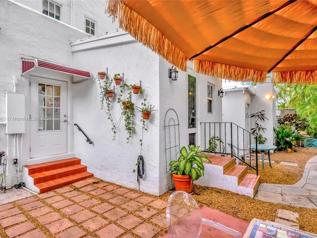 1438 Jefferson Ave, Miami Beach FL 33139