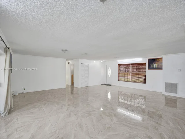 12126 NW 33rd St, Coral Springs FL 33065