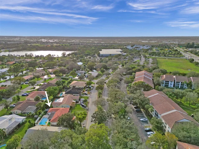 12126 NW 33rd St, Coral Springs FL 33065