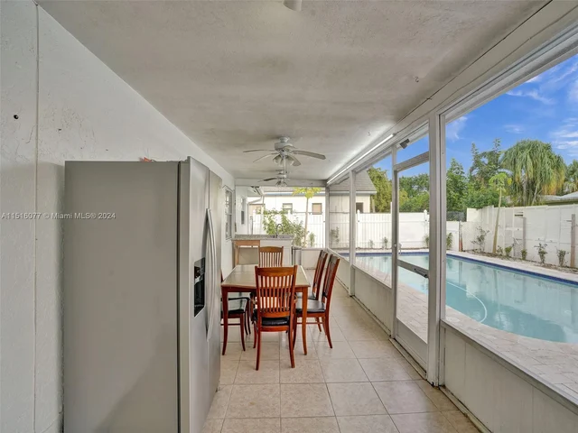 12126 NW 33rd St, Coral Springs FL 33065