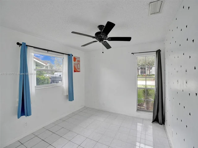 12126 NW 33rd St, Coral Springs FL 33065