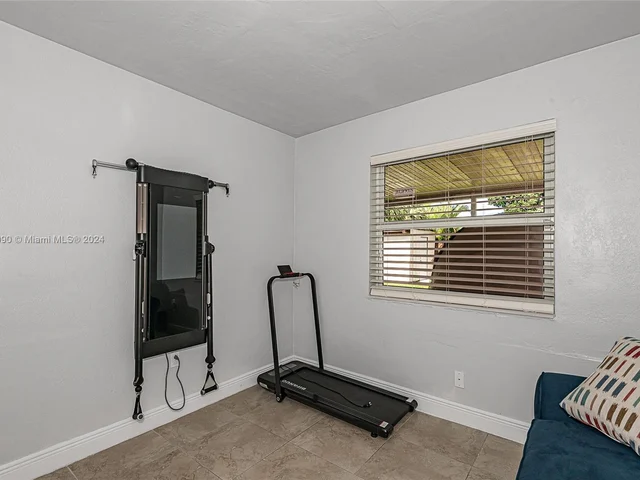 6311 Liberty St, Hollywood FL 33024