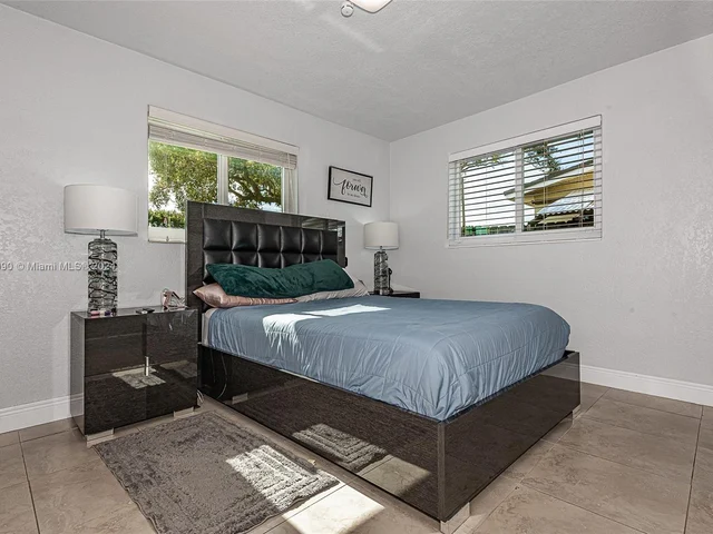 6311 Liberty St, Hollywood FL 33024